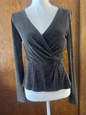 Francesca's Collections Black Metallic Wrap Knot Long Sleeve Top